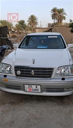 تۆیۆتا کراون